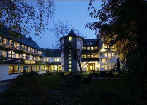 Land- Und Kurhotel Tommes Nordenau Dış mekan fotoğraf