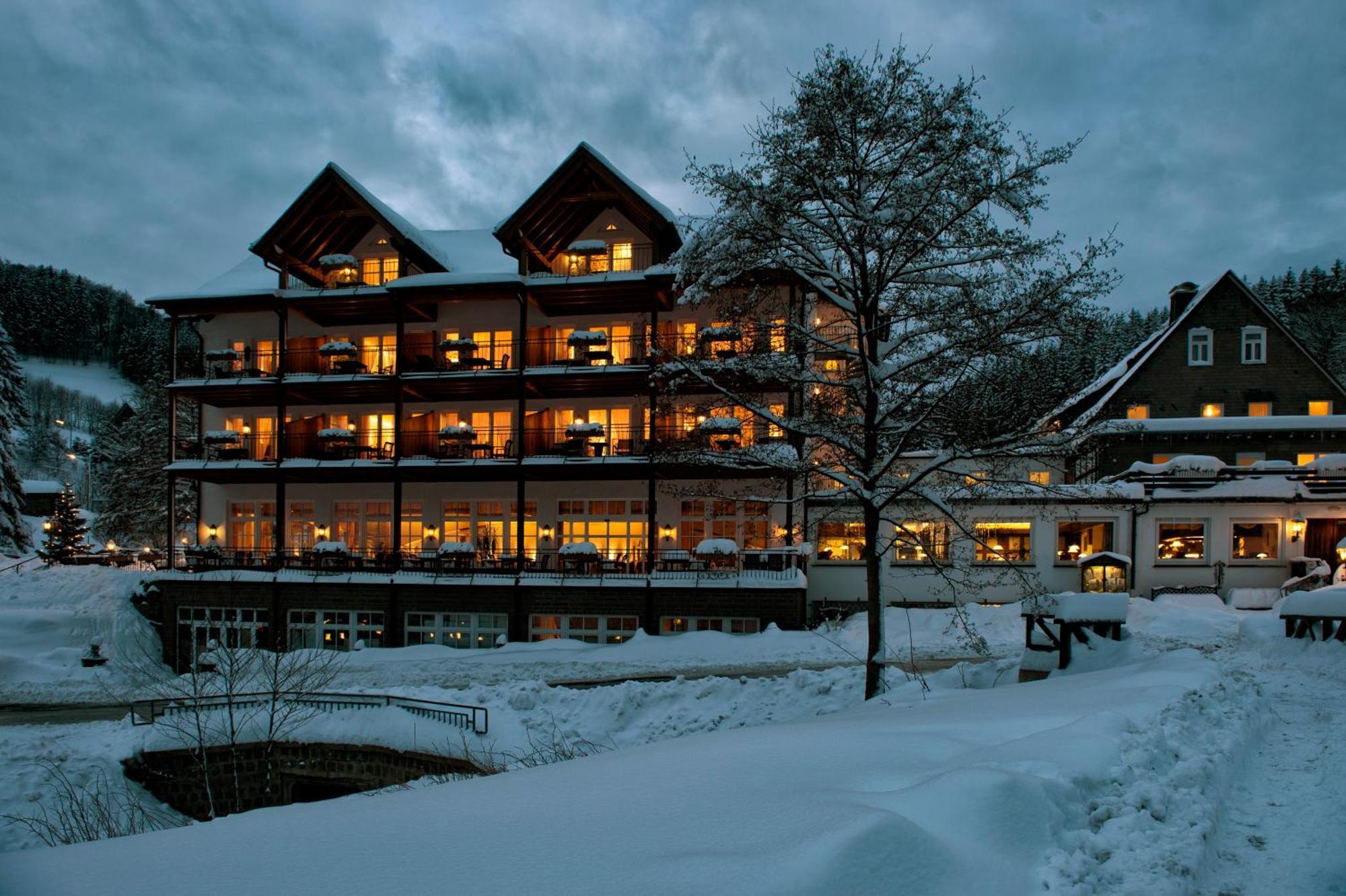Land- Und Kurhotel Tommes Nordenau Dış mekan fotoğraf